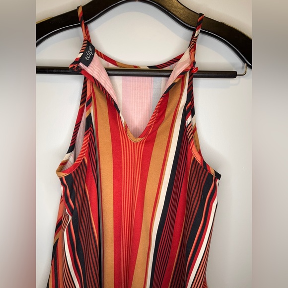 Eclipse Striped Halter Top - Picture 3 of 5